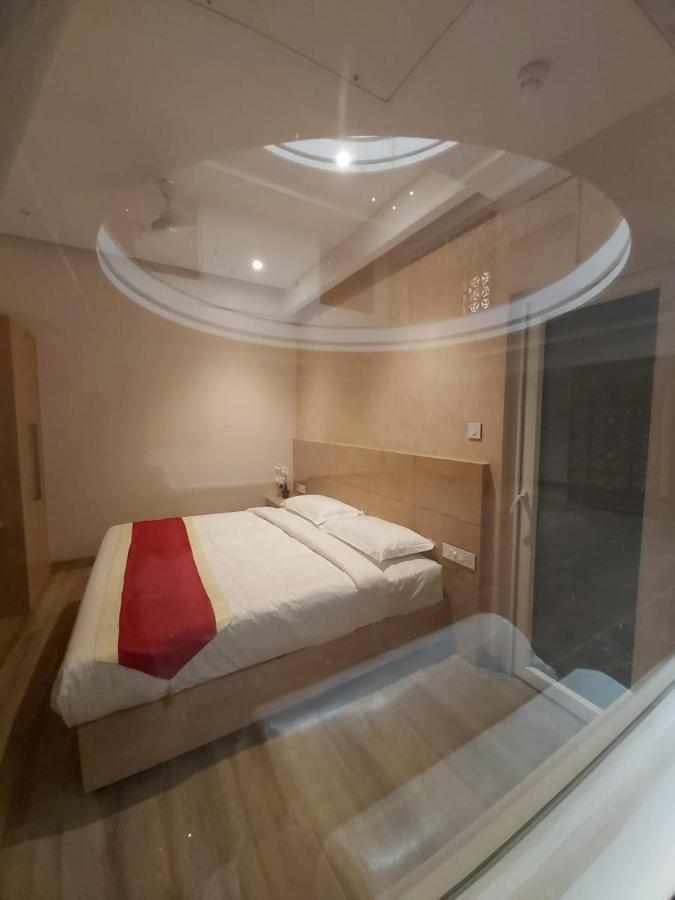 Acco Grand Hotel Lucknow Extérieur photo