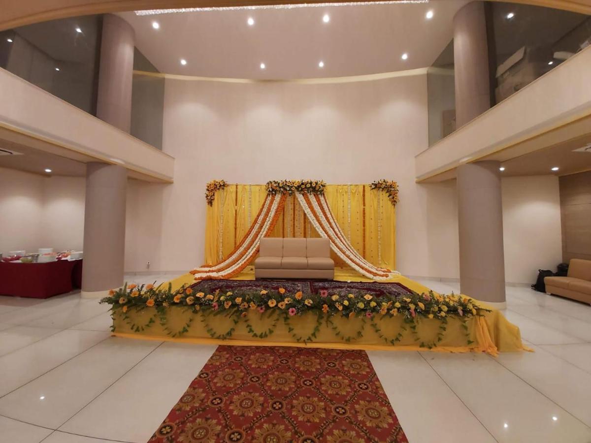 Acco Grand Hotel Lucknow Extérieur photo