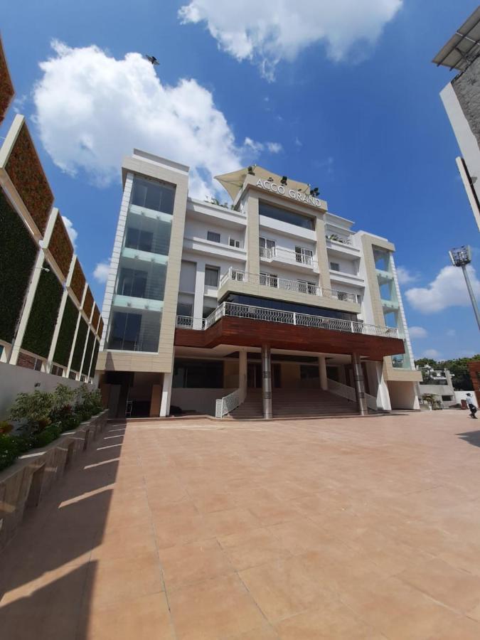 Acco Grand Hotel Lucknow Extérieur photo